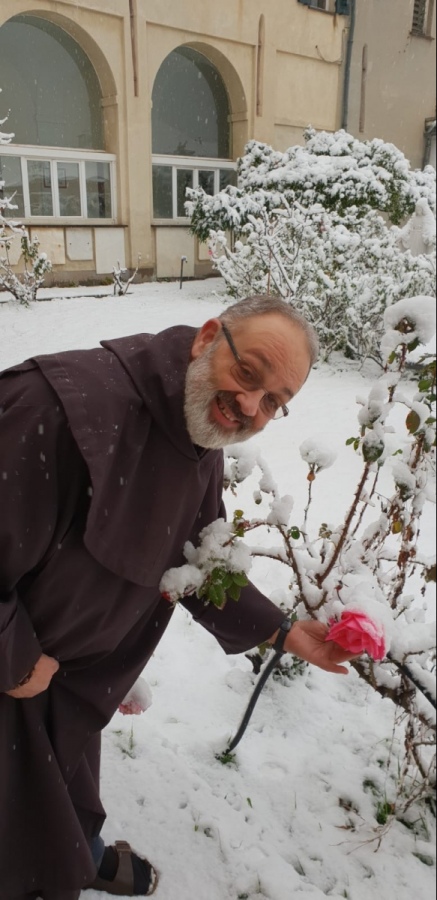 Sant'Anna sotto la neve la settimana scorsa poesia delle linee artistiche come delle rose